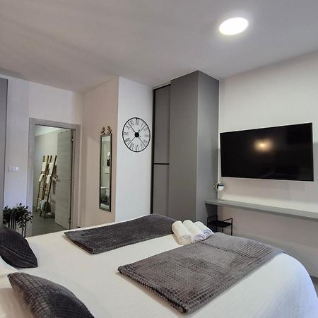 Cave With Free Parking Apartment Pula Exterior foto