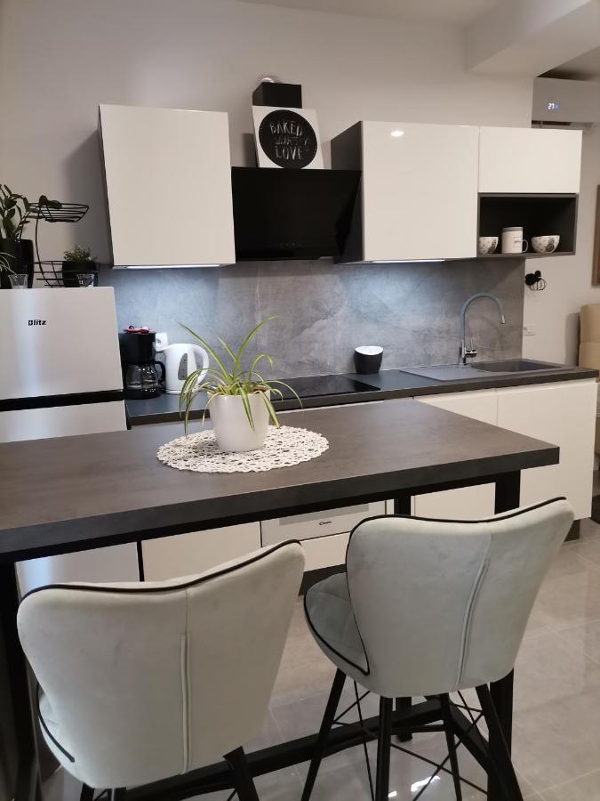 Cave With Free Parking Apartment Pula Exterior foto