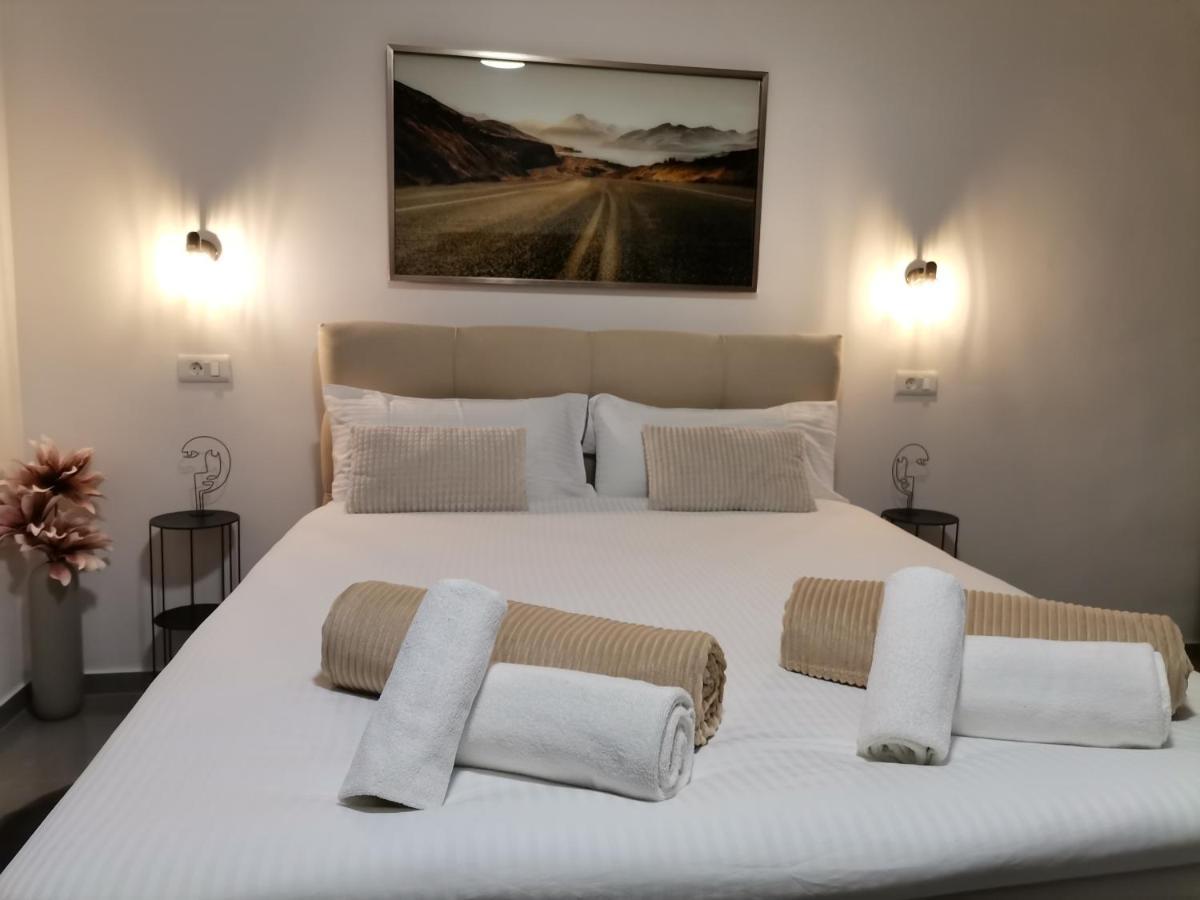 Cave With Free Parking Apartment Pula Exterior foto